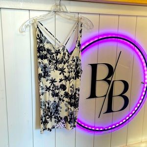 Women’s LIRA Top flower print 100% Viscose